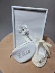 Botoșei botez Anne personalizați – eleganță delicată pentru bebeluși
