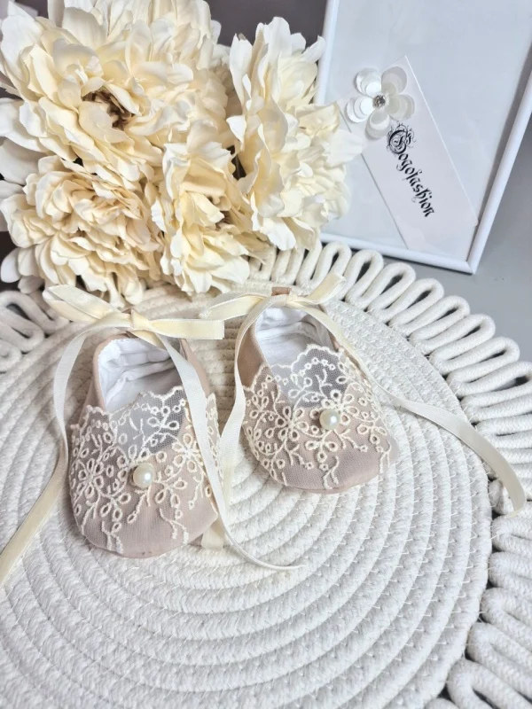 Botoșei botez Anne personalizați – eleganță delicată pentru bebeluși 7