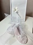 Botoșei pentru botez Luna din tulle și dantelă – Eleganță și delicatețe