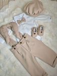 Costum botez Oliver cu aripi de înger – Set elegant 4 piese