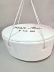 Cufăr botez oval din catifea Mara – eleganță și rafinament pentru botez