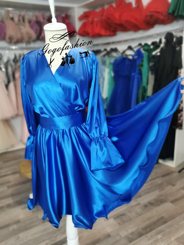 Rochie elegantă din satin Ela – fustă clos, decolteu petrecut, mâneci lungi 2 Rochie elegantă din satin Ela – fustă clos, decolteu petrecut, mâneci lungi 2