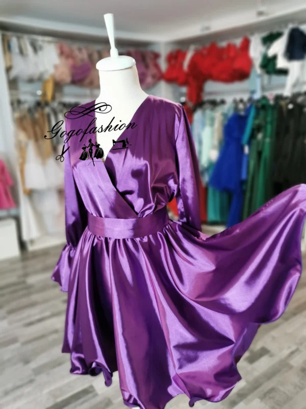 Rochie elegantă din satin Ela – fustă clos, decolteu petrecut, mâneci lungi 8 Rochie elegantă din satin Ela – fustă clos, decolteu petrecut, mâneci lungi 8