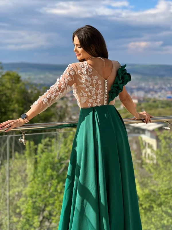 Rochie elegantă lungă Noelia – Rochie de seară rafinată pentru evenimente speciale 2 Rochie elegantă lungă Noelia – Rochie de seară rafinată pentru evenimente speciale 2