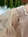 Rochie pentru fetițe din tulle cu mâneci bufante și dantelă Iris 8