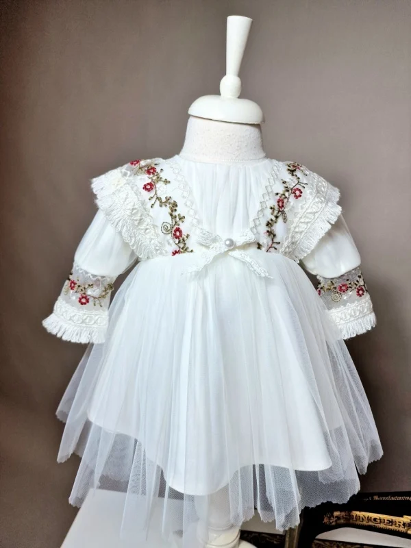 Rochiță botez Margot 5 Rochiță botez Margot 5