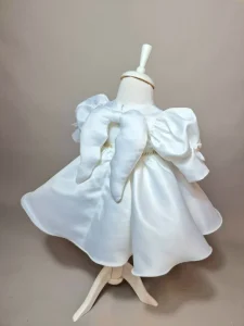 Rochița de botez Angelia – Eleganță și rafinament pentru ziua specială 2