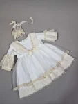 Rochiță de botez Anne – Eleganță rafinată și confort premium pentru fetițe