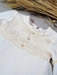Rochița de botez Clarissa – Eleganță delicată și rafinament boem pentru micuța ta