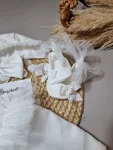 Rochiță de botez Dalia – Eleganță din tulle cu perle și fundițe din catifea