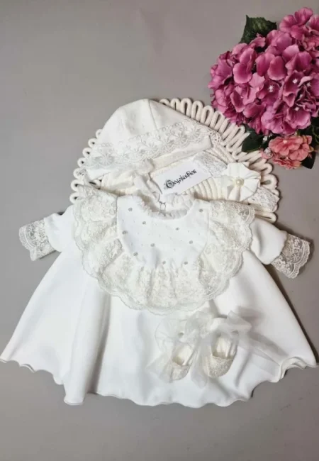 Rochiță de botez Myla – eleganță, rafinament și confort pentru bebeluși 2