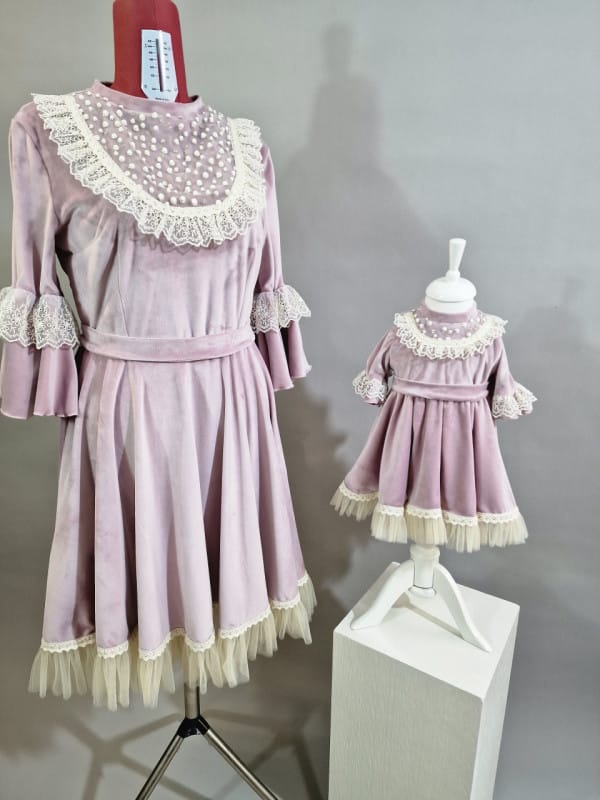 Set rochii mamă fiică Vivienne din catifea – Eleganță pentru momente speciale