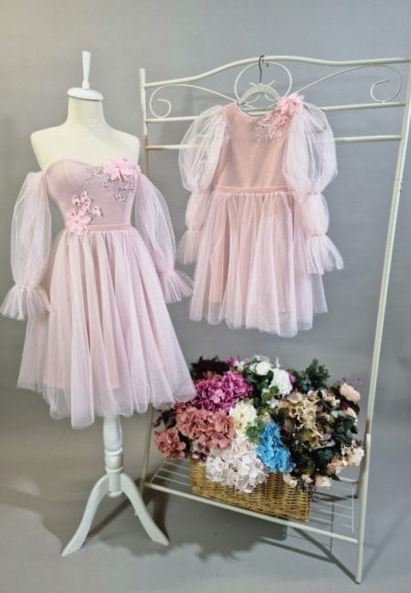 Set rochii mamă fiică roz din tulle Ilinca – Eleganță și rafinament