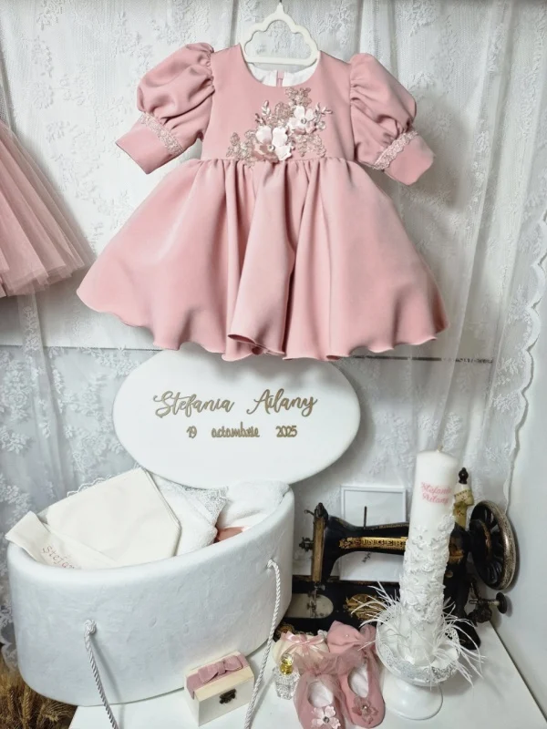 Trusou de botez roz personalizat Aniela 5 Trusou de botez roz personalizat Aniela 5